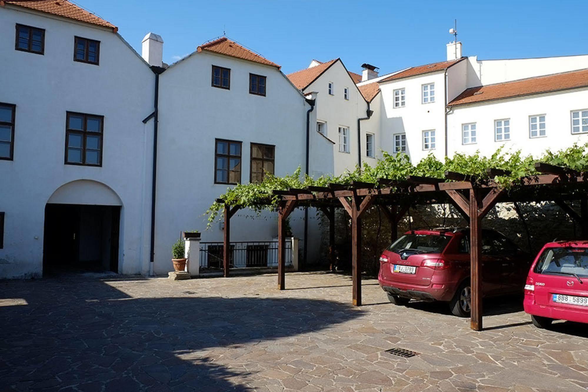 Penzion Austis Znojmo Eksteriør billede